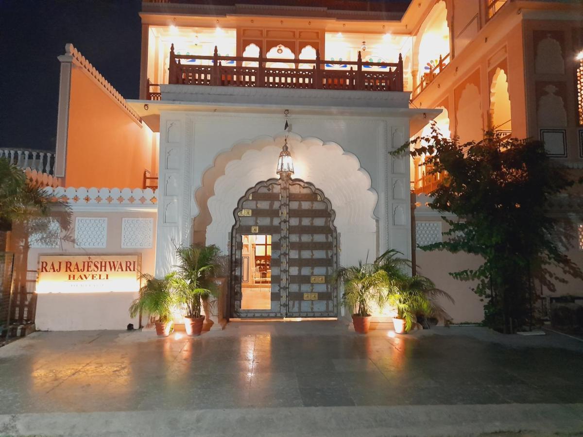 Raj Rajeshwari Haveli Hotell Jaipur Exteriör bild