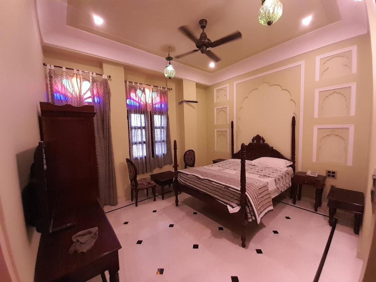 Raj Rajeshwari Haveli Hotell Jaipur Exteriör bild
