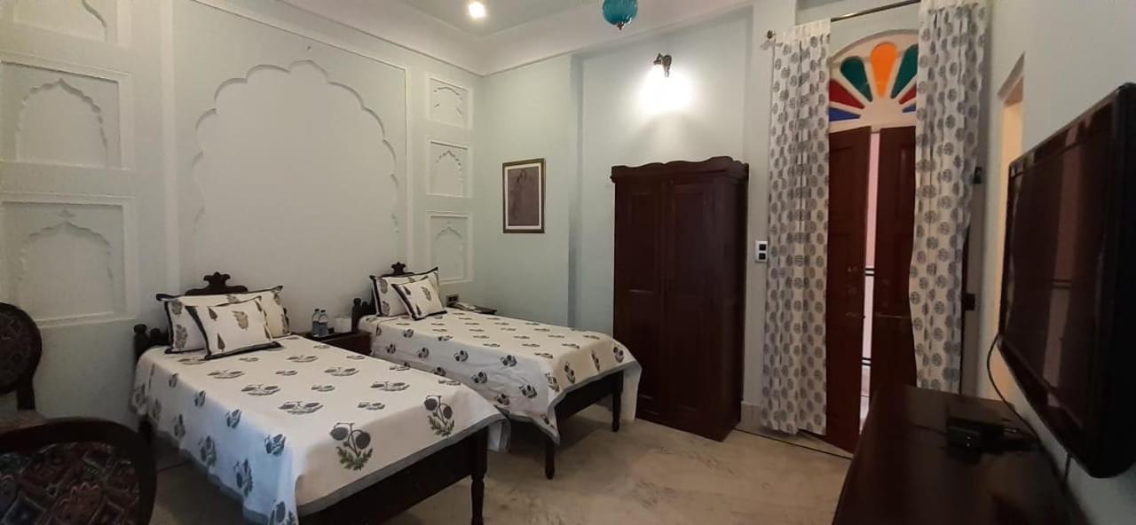 Raj Rajeshwari Haveli Hotell Jaipur Rum bild